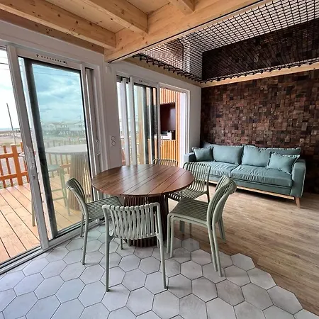 Linoli Vue Chalet Gruissan